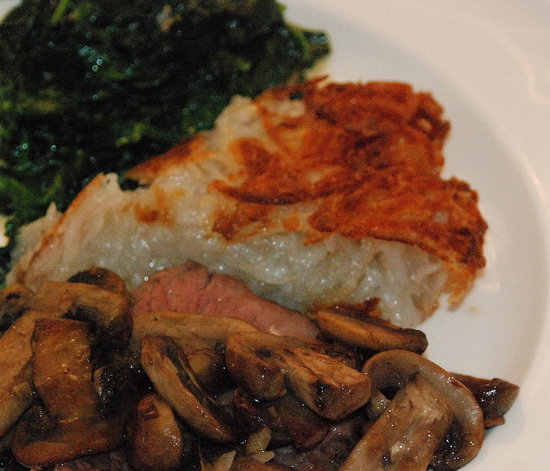 creamed spinach, sauteed mushrooms, hash browns